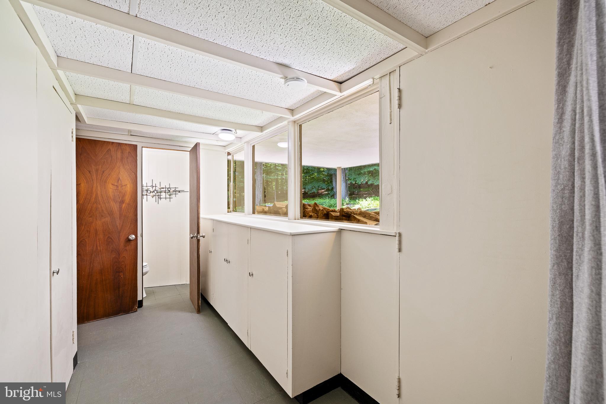 2435 Edge Hill Road Huntingdon Valley, PA 19006 - Photo 73 of 102