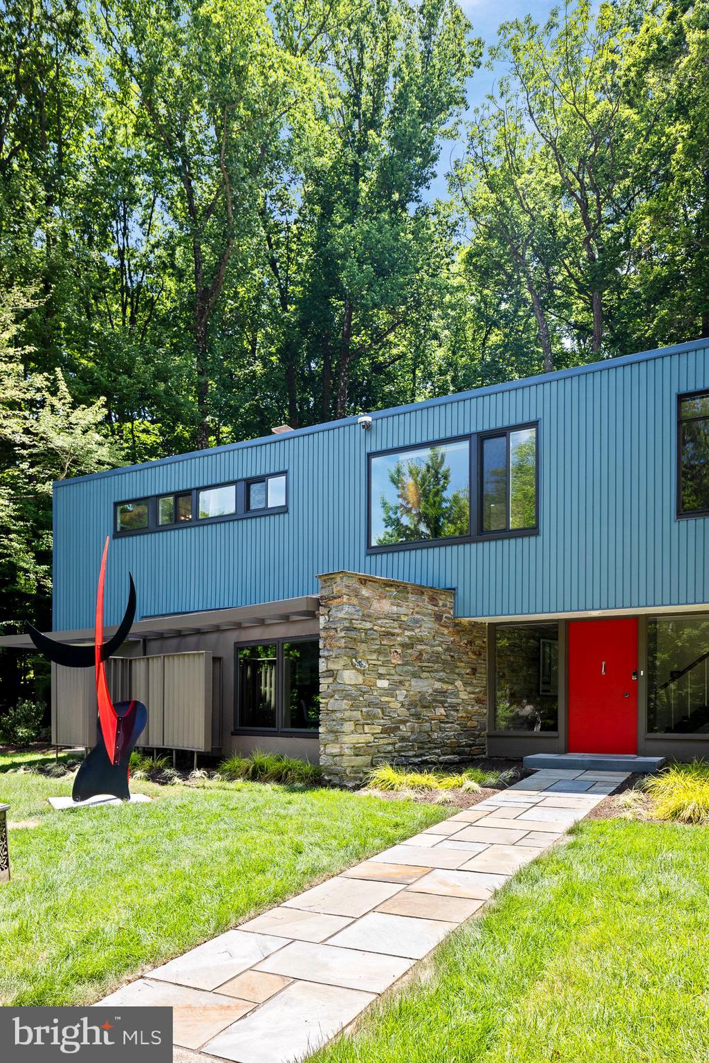 2435 Edge Hill Road Huntingdon Valley, PA 19006 - Photo 9 of 102