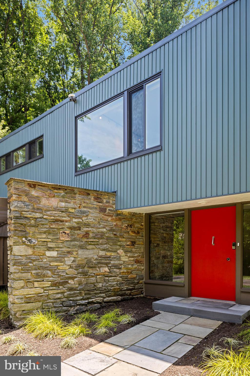 2435 Edge Hill Road Huntingdon Valley, PA 19006 - Photo 10 of 102