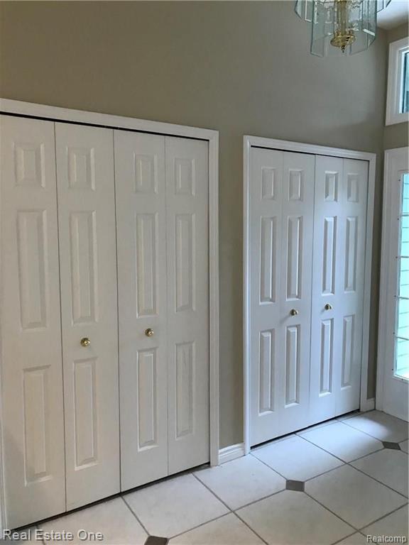 3075 Fairgrove Terrace Rochester, MI 48309 - Photo 8 of 21