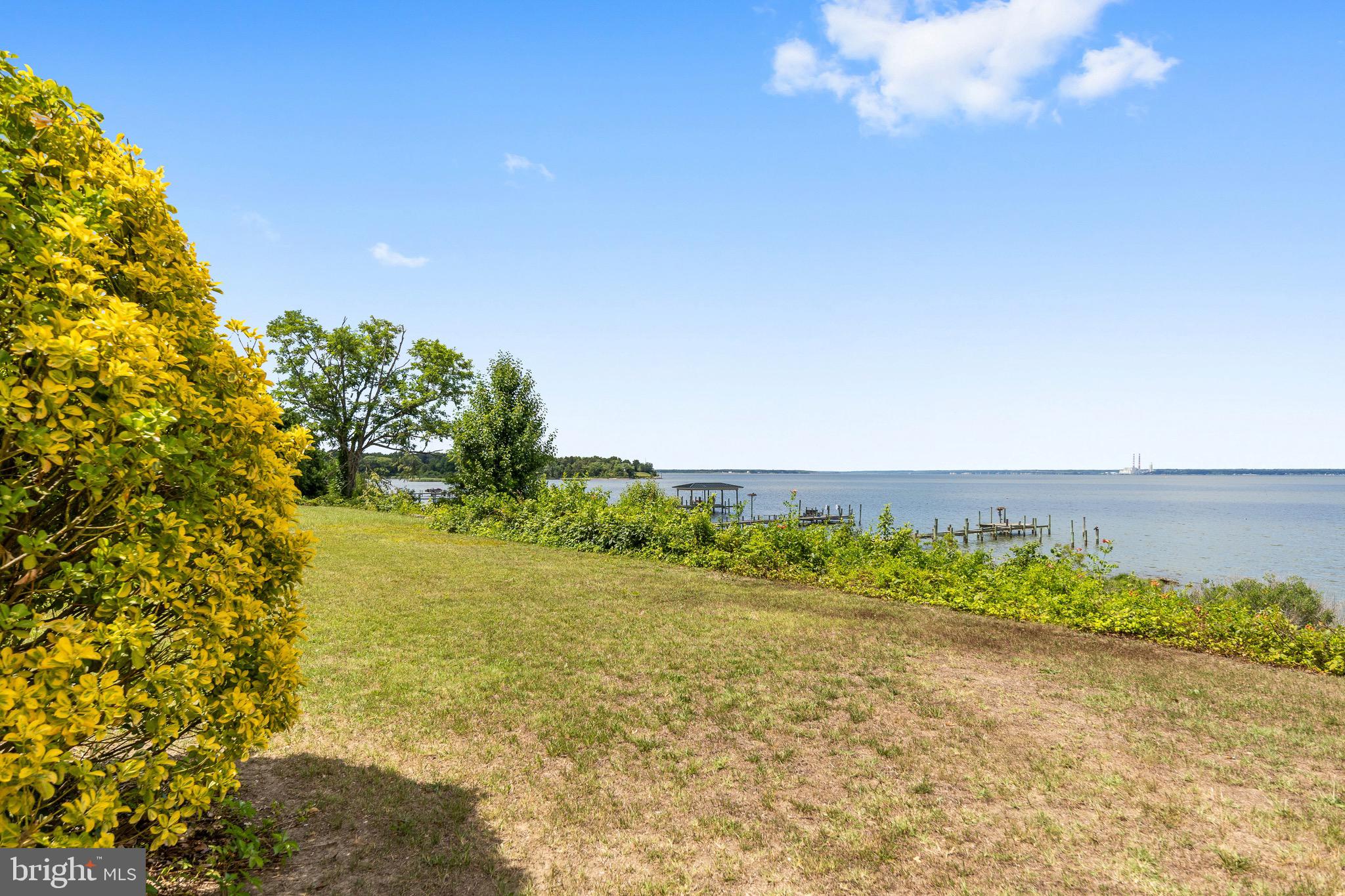 20947 Ridge Road Colonial Beach, VA 22443 - Photo 56 of 65 Side Yard