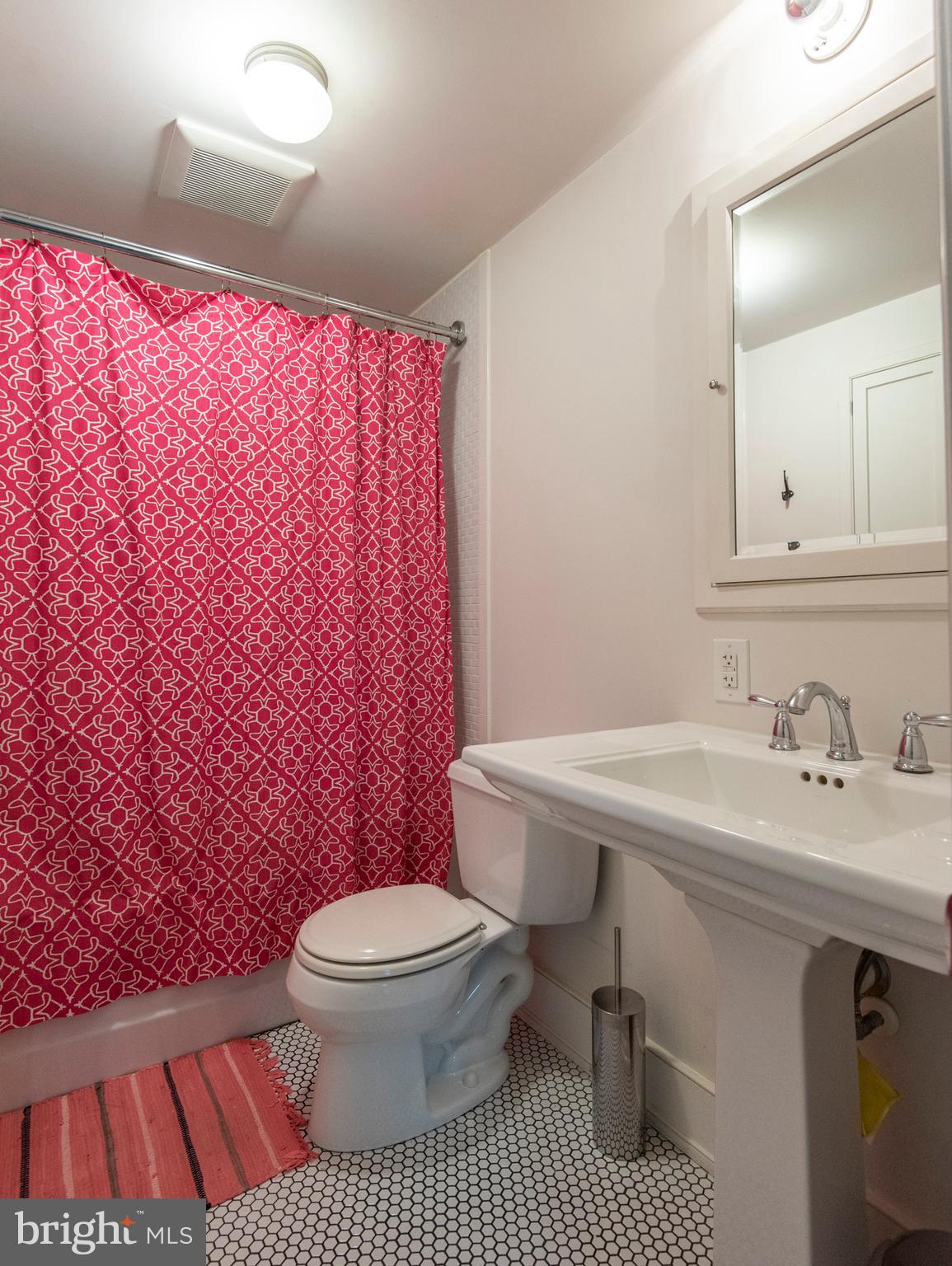 600 St Andrews Road Philadelphia, PA 19118 - Photo 42 of 60 Full bath lower level