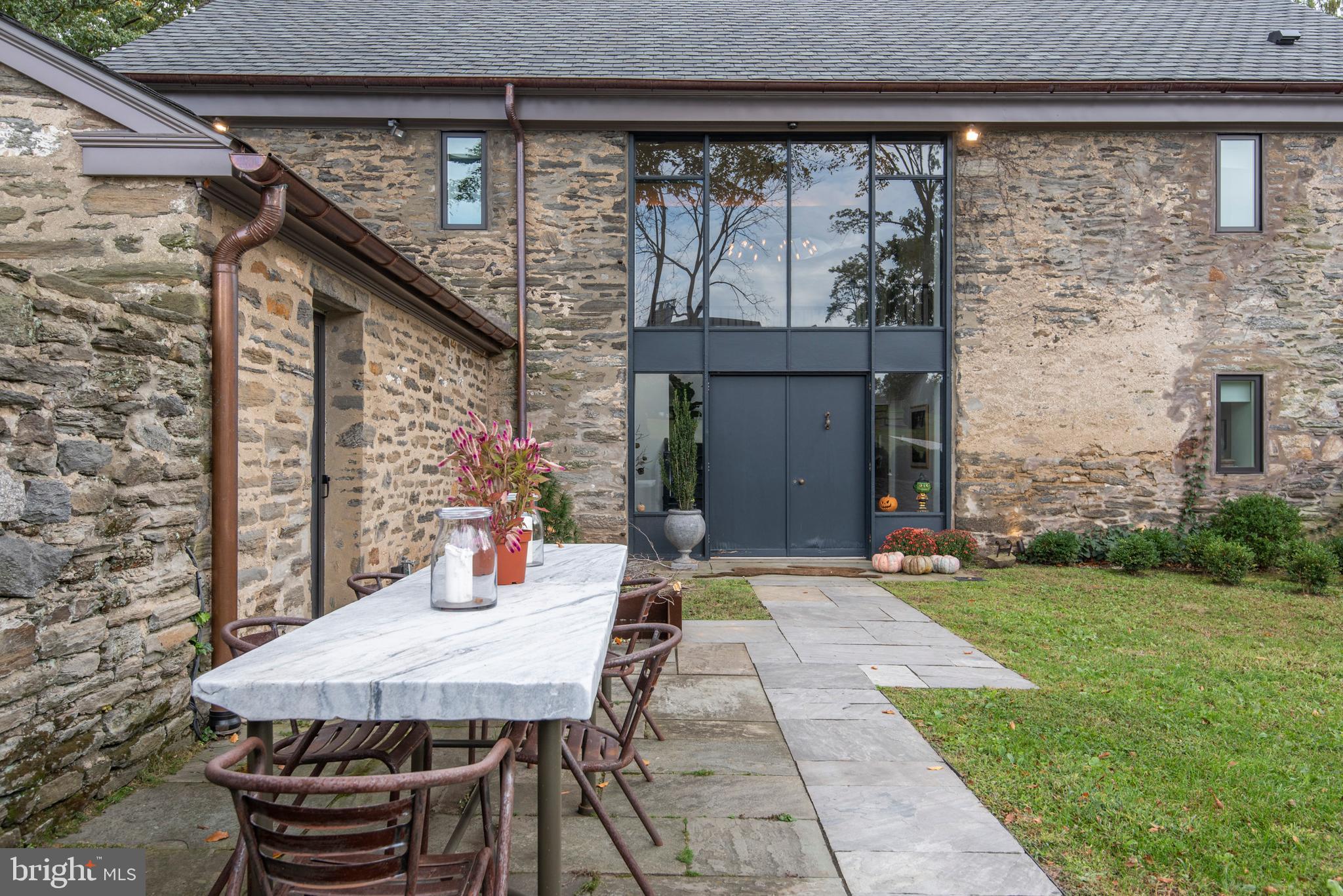 600 St Andrews Road Philadelphia, PA 19118 - Photo 49 of 60 Front Patio