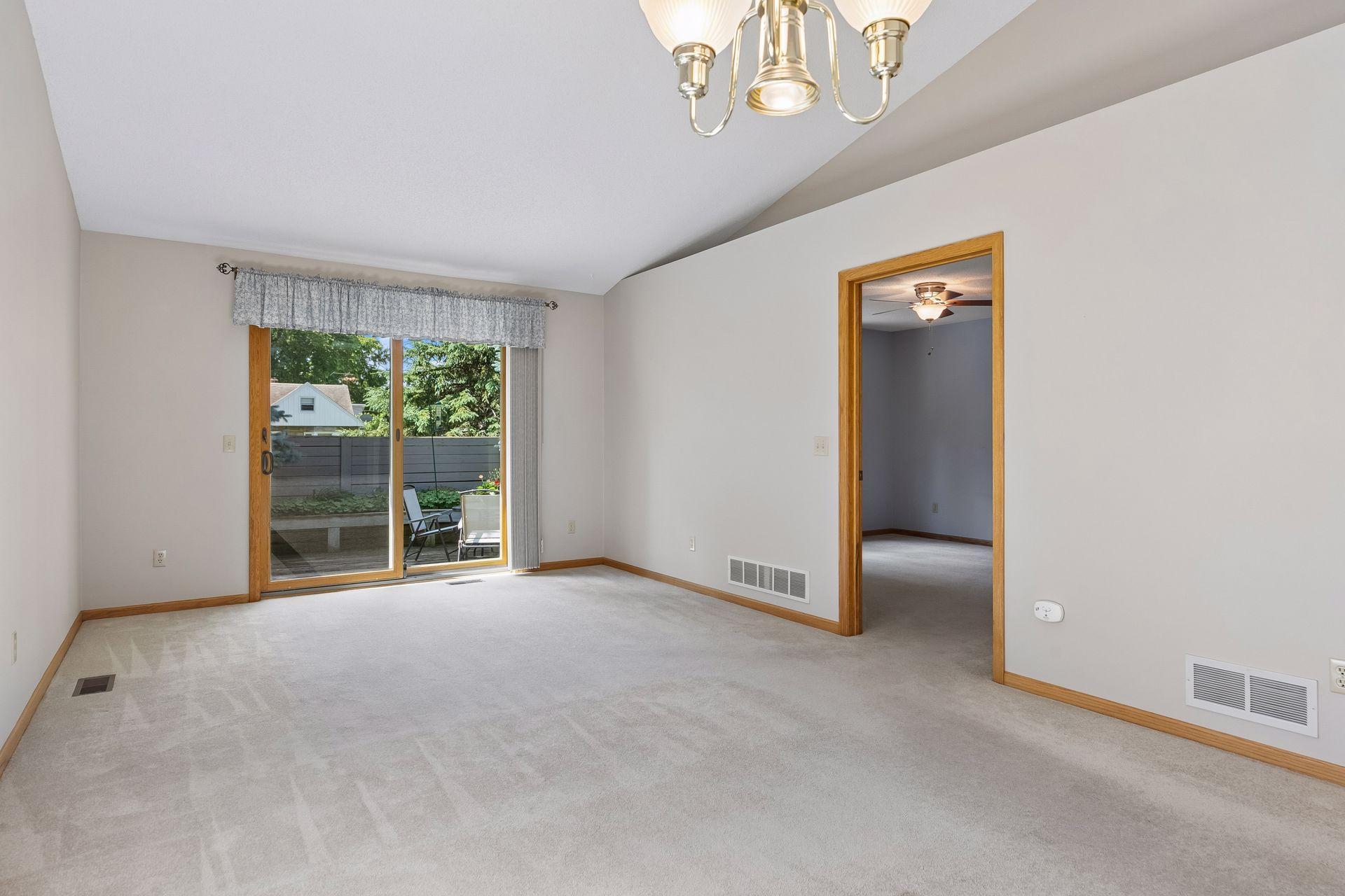 710 Emerald Ridge Roseville, MN 55113 - Photo 24 of 47
