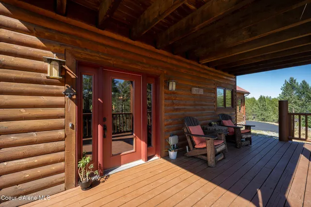 $1,999,990 | 8899 West Coeur D'Alene Drive, Spirit Lake, ID 83869