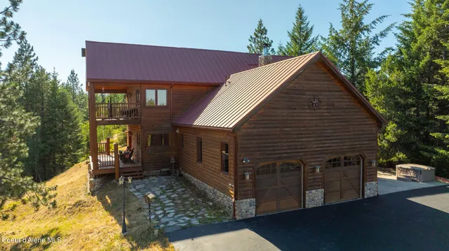 $1,999,990 | 8899 West Coeur D'Alene Drive, Spirit Lake, ID 83869