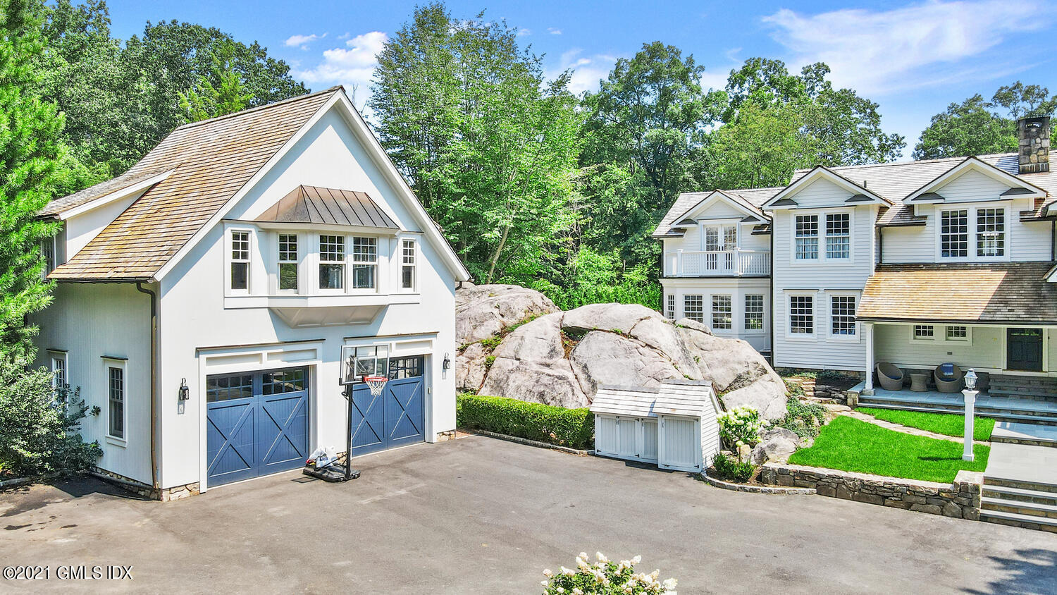175 Cat Rock Road Cos Cob, CT 06807 - Photo 59 of 72 175 Cat Rock Rd Cos Cob CT-large-016-017
