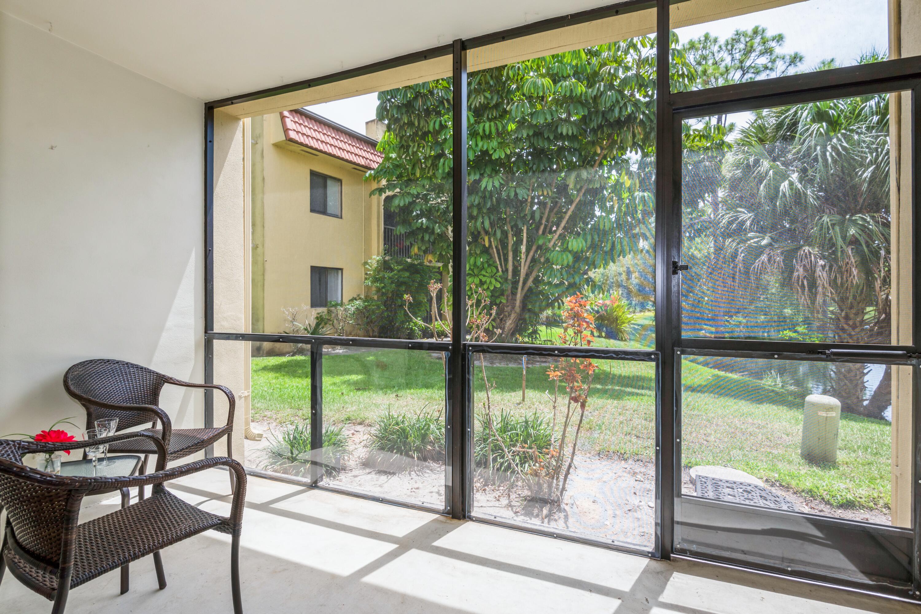918 Southwest 9th St Circle, Unit 101 Boca Raton, FL 33486 - Photo 20 of 27 Patio