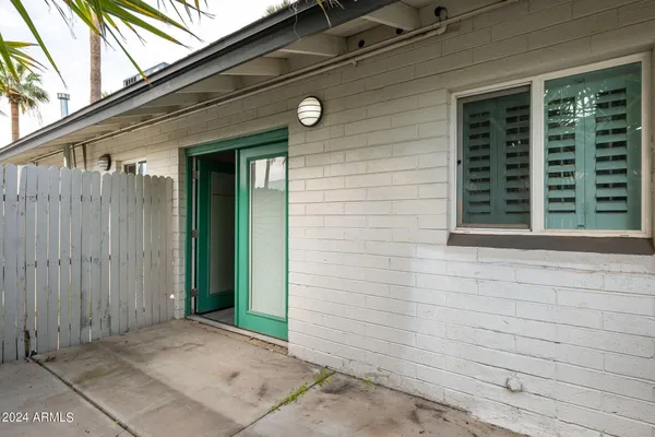 $1,400 | 512 East Roanoke Avenue, Unit 6, Phoenix, AZ 85012