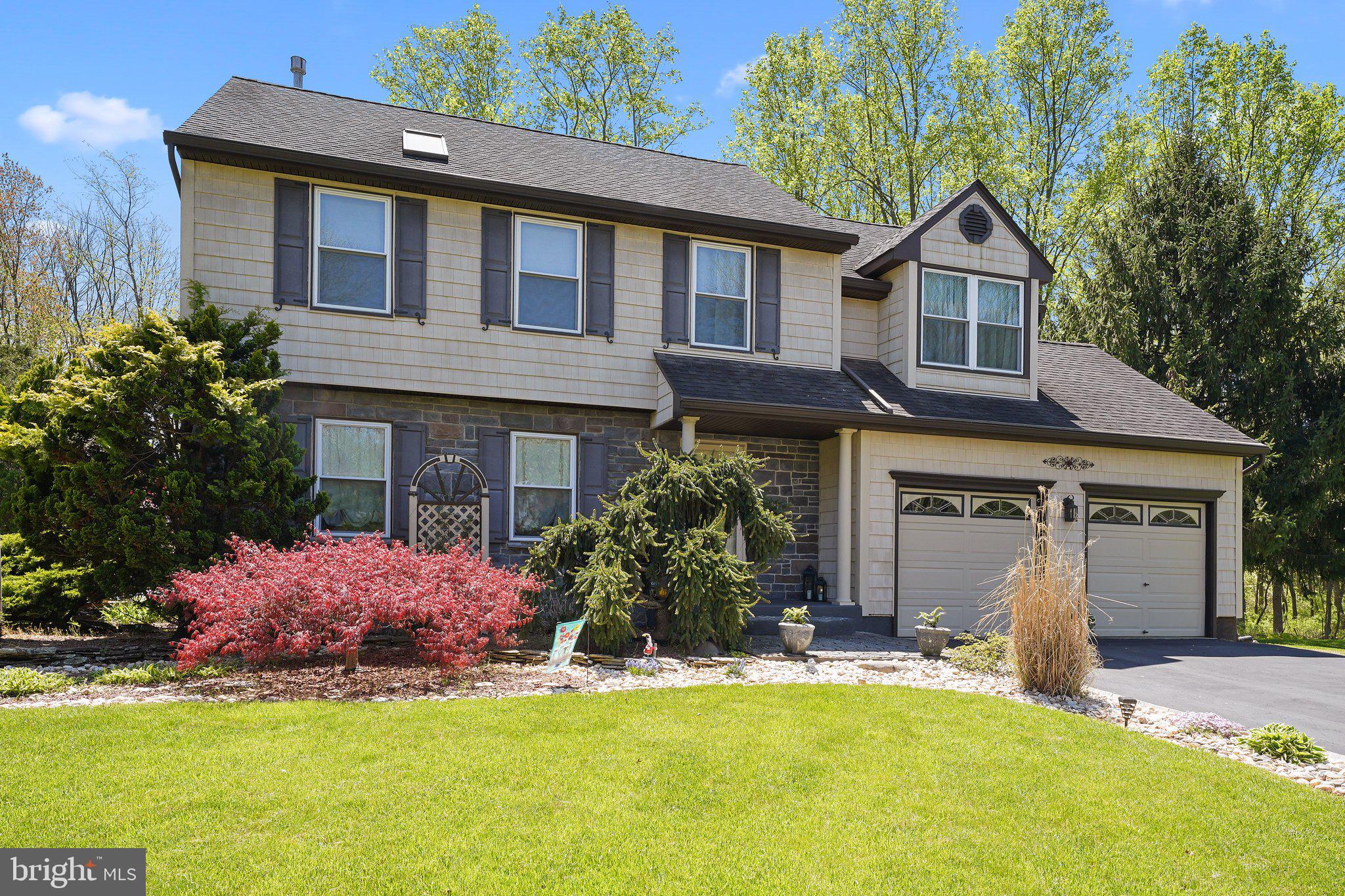 237 Tether Way Doylestown, PA 18901 - Photo 2 of 34