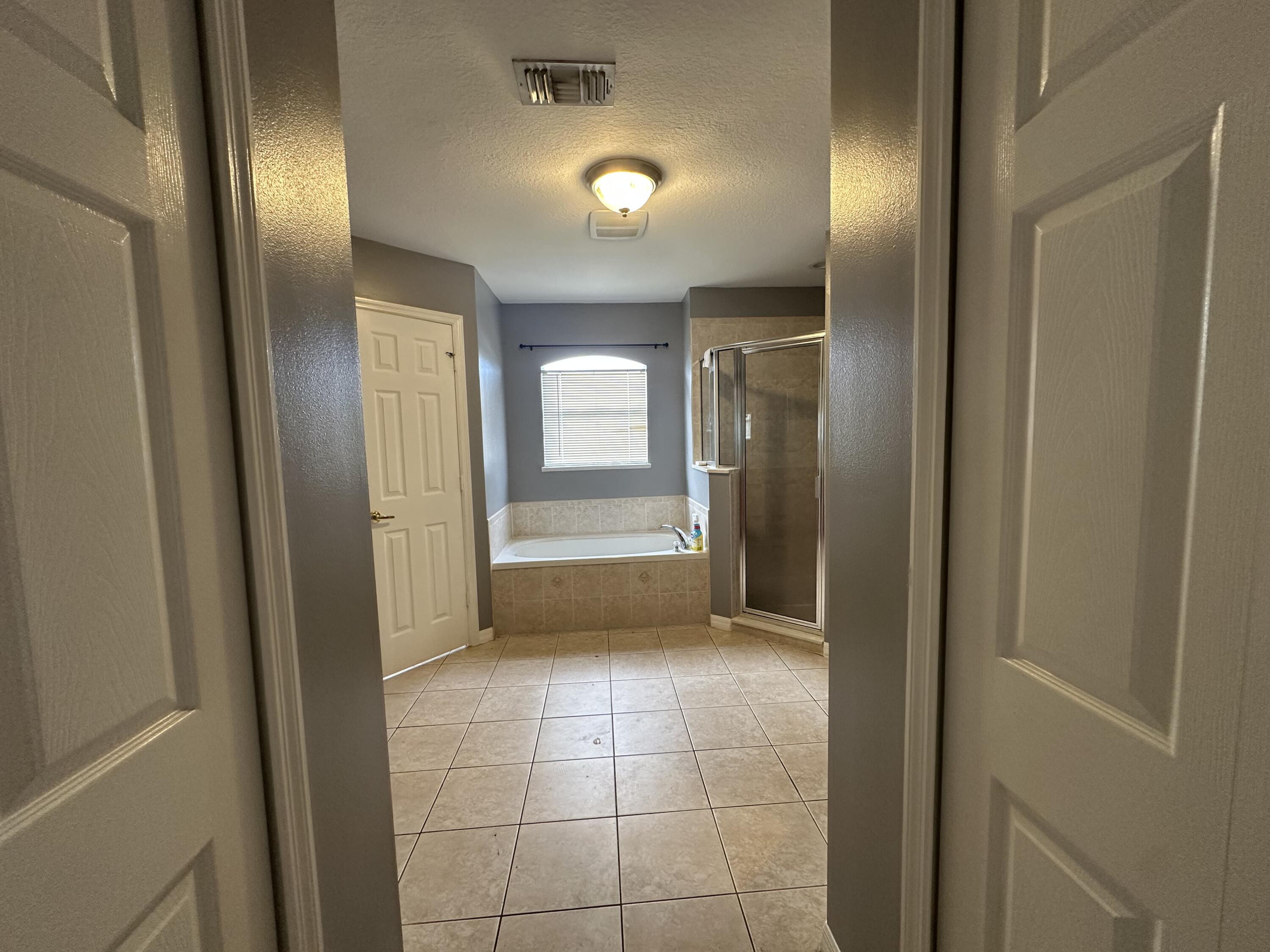 2525 Southwest Cameo Boulevard Port St. Lucie, FL 34953 - Photo 5 of 13 IMG_7042