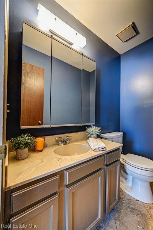 1406 Crescent Lane Rochester Hills, MI 48306 - Photo 21 of 49