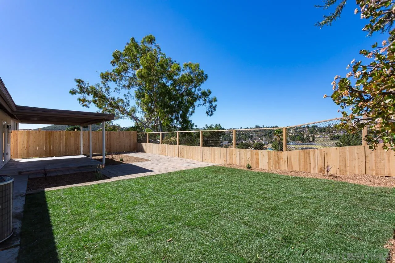 2924 Shady Pine Street Spring Valley, CA 91978 - Photo 7 of 22 Gallery Image 7
