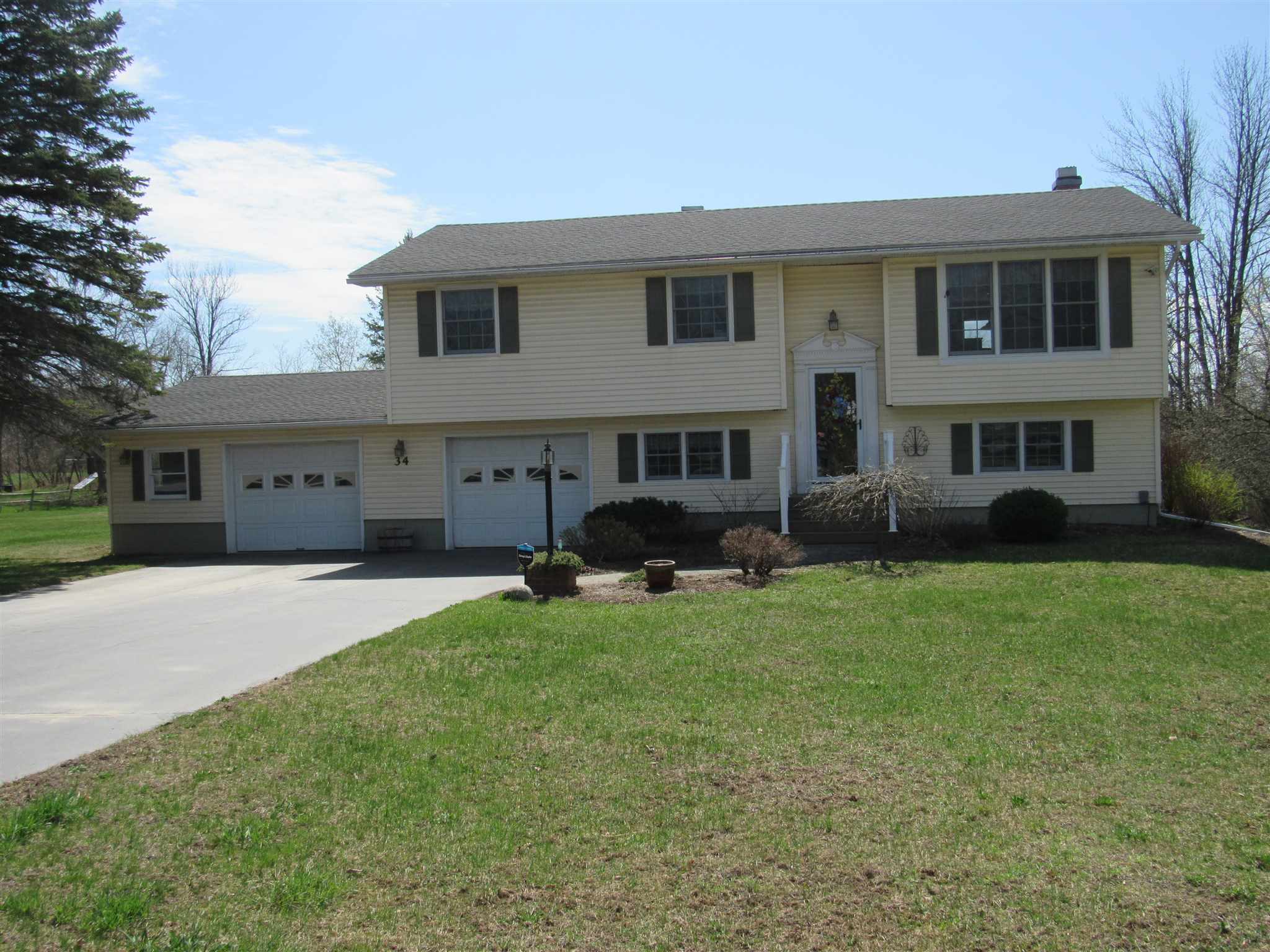 34 Woods Hill Road Swanton, VT 05488 - Photo 4 of 40