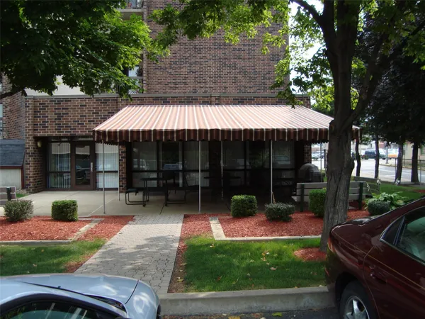 $350 | 1826 Monongahela Avenue, Pittsburgh, PA 15218