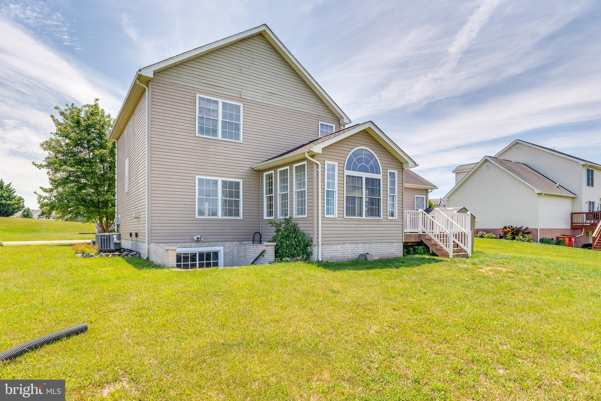 388 Thumper Drive Ranson, WV 25438 - Photo 7 of 42 Gallery Image 7
