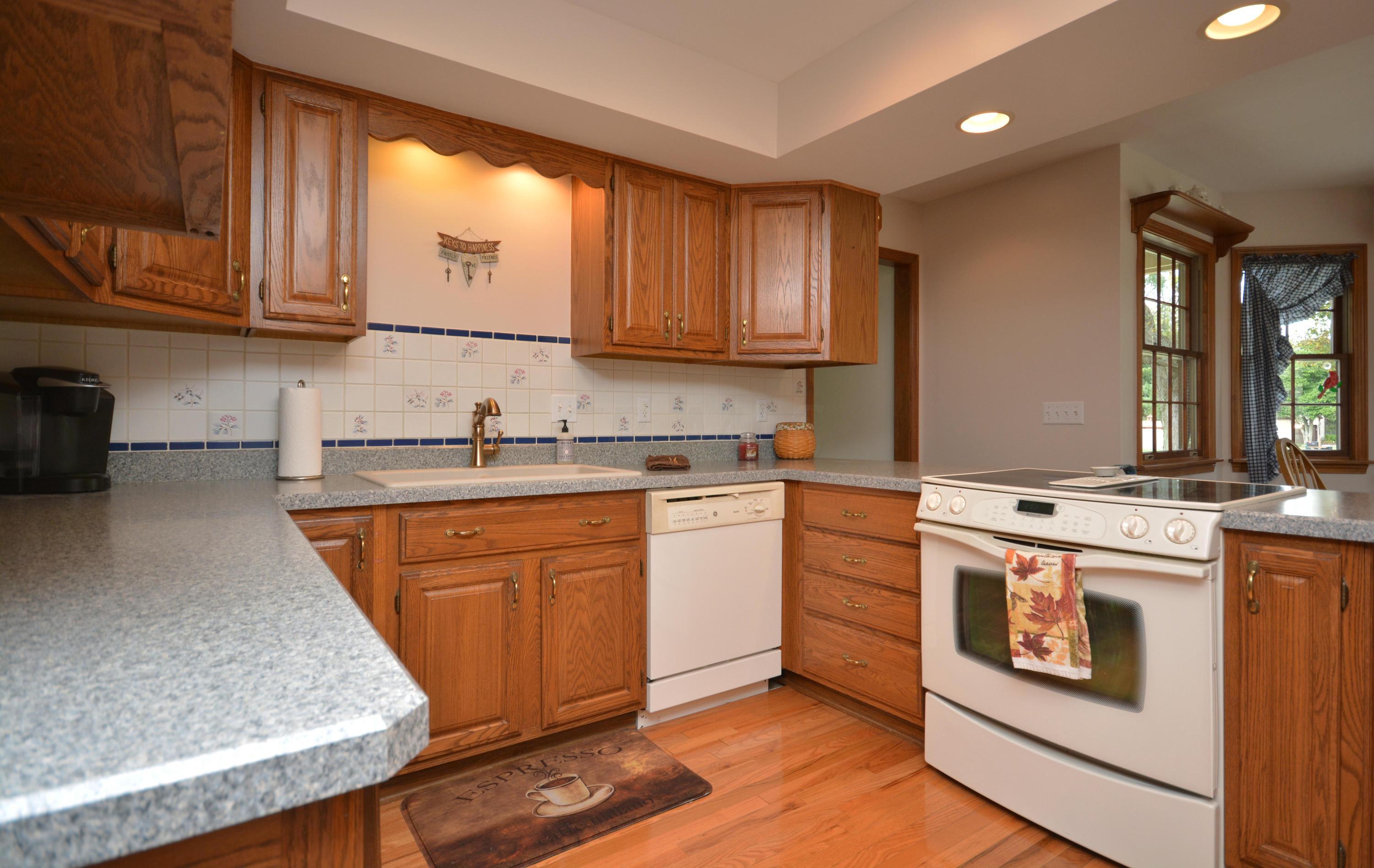 474 Clotts Road Columbus, OH 43230 - Photo 8 of 58 Gallery Image 8