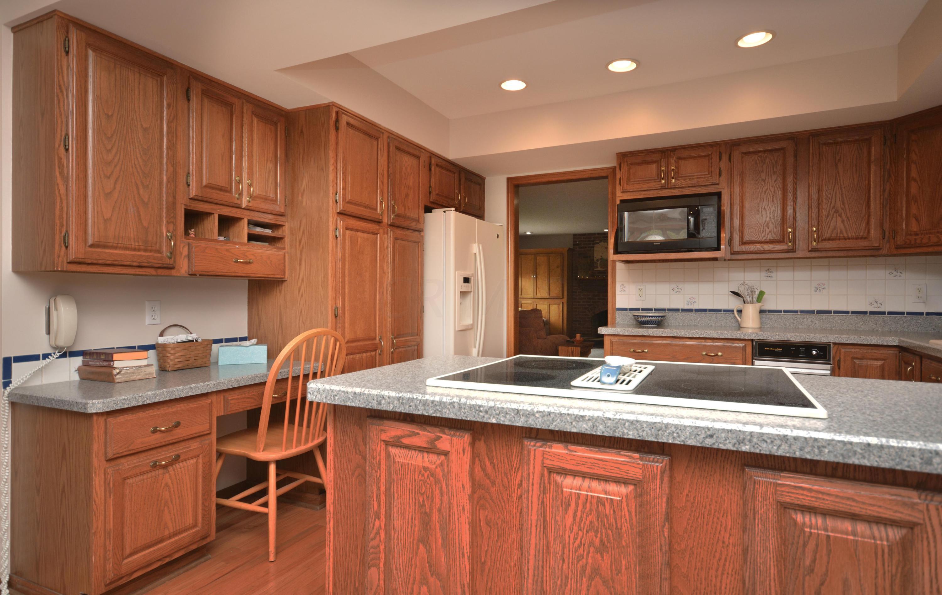 474 Clotts Road Columbus, OH 43230 - Photo 9 of 58 Gallery Image 9