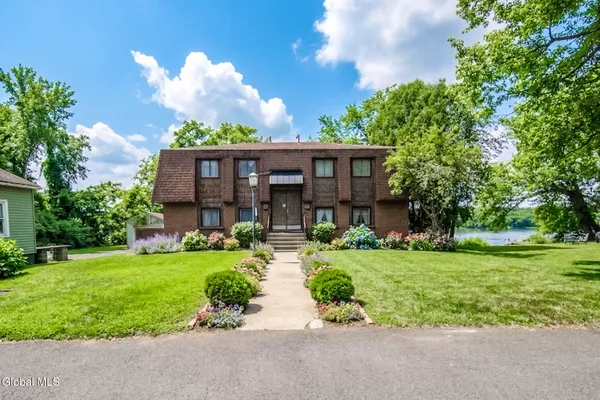 $350,000 | 31 Riverside Avenue, Rensselaer, NY 12144