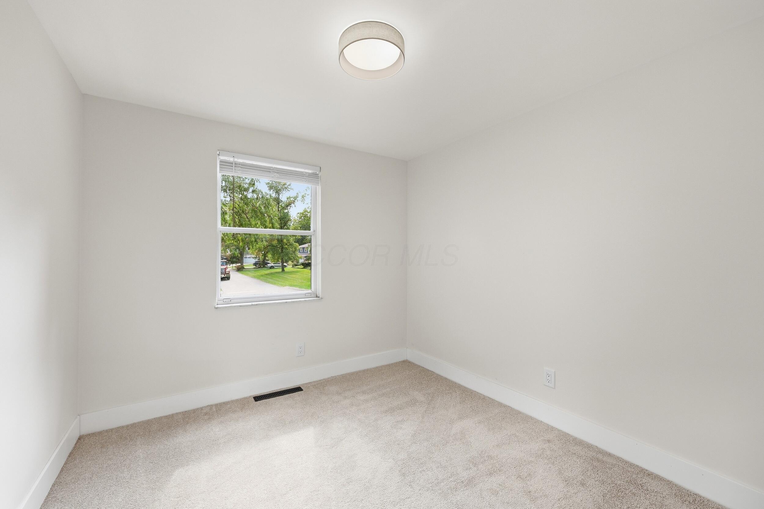 6747 Merwin Road East Columbus, OH 43235 - Photo 31 of 38 30_0a7a3535