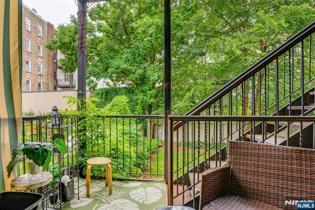 608 Madison Street, Unit 2 Hoboken, NJ 07030 - Photo 8 of 24