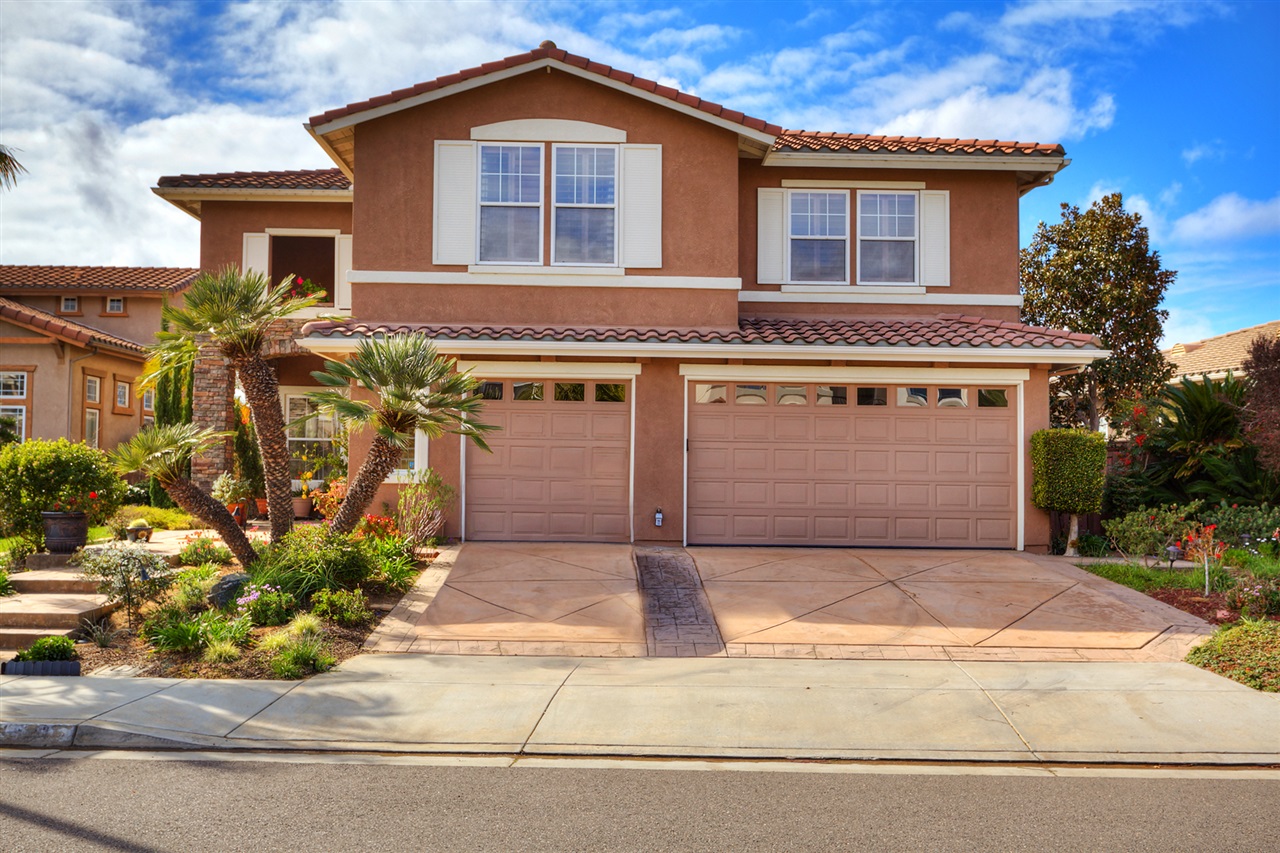 991 Turnstone Road Carlsbad, CA 92011 - Photo 2 of 25
