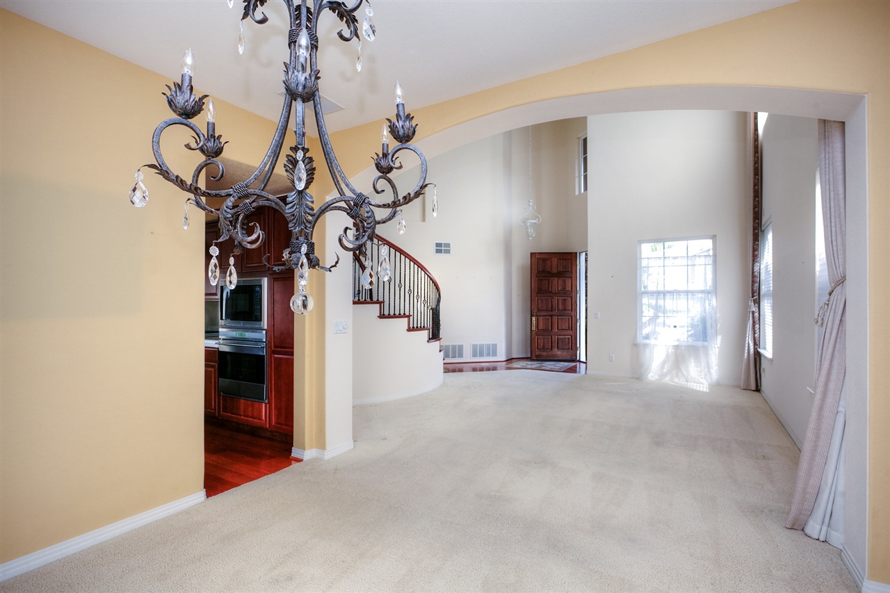 991 Turnstone Road Carlsbad, CA 92011 - Photo 5 of 25