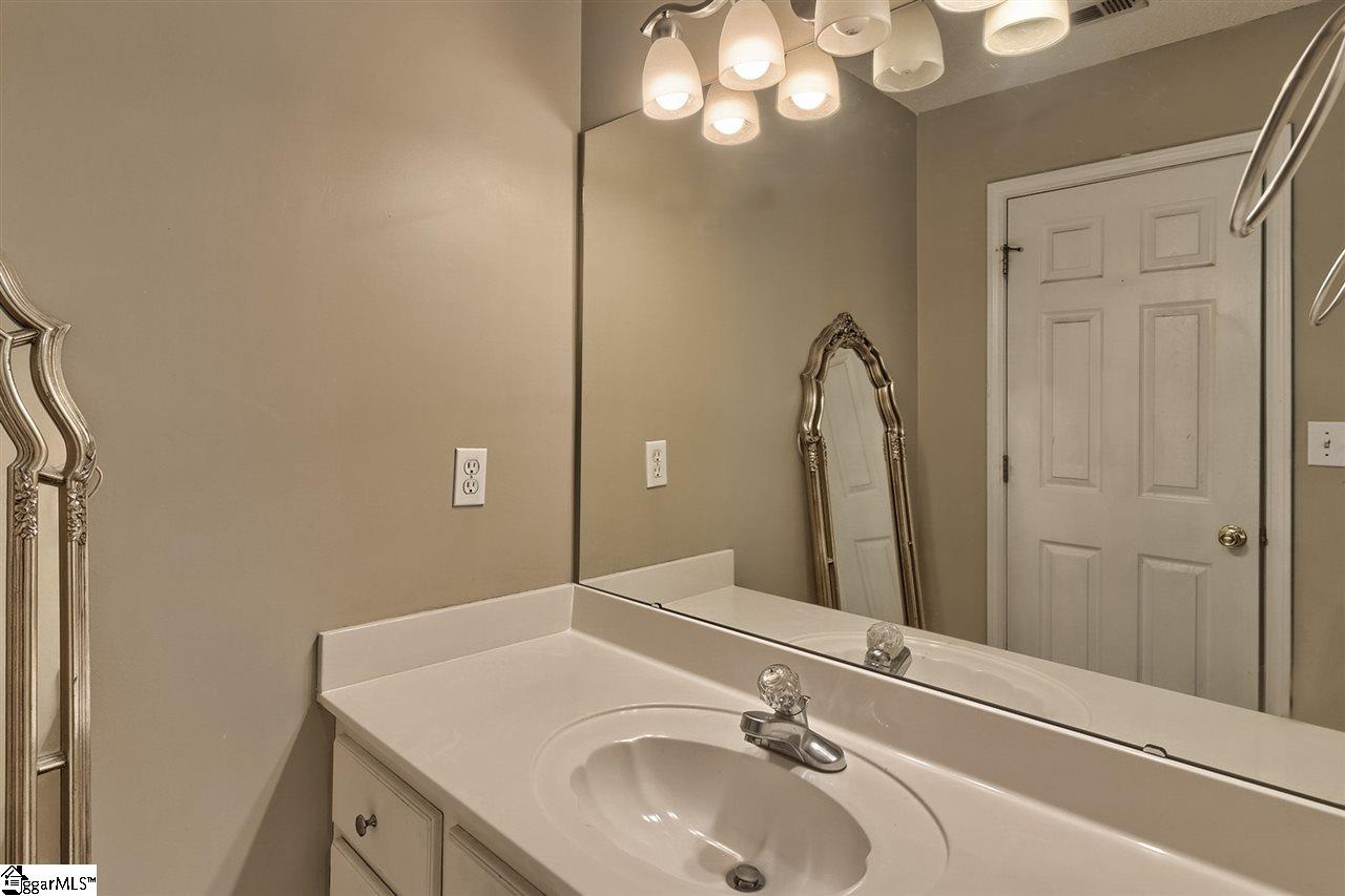 419 East Butler Road, Unit 28 Mauldin, SC 29662 - Photo 17 of 25 Gallery Image 17