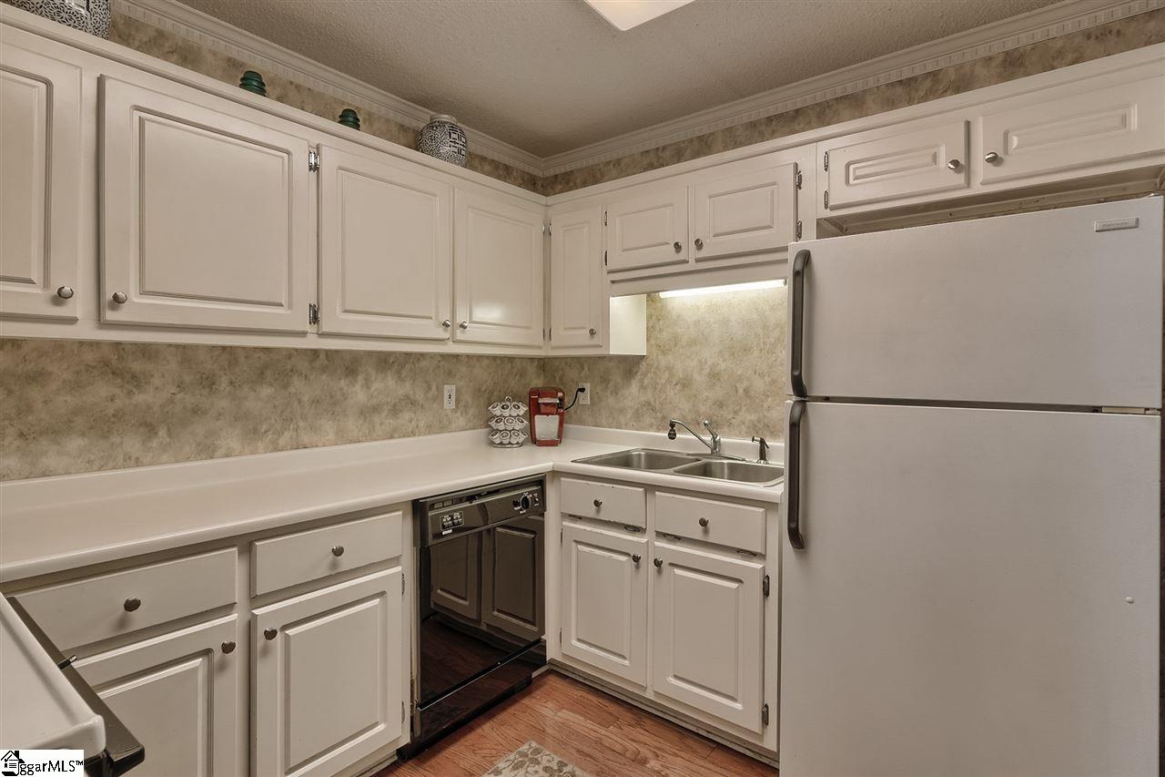 419 East Butler Road, Unit 28 Mauldin, SC 29662 - Photo 7 of 25 Gallery Image 7