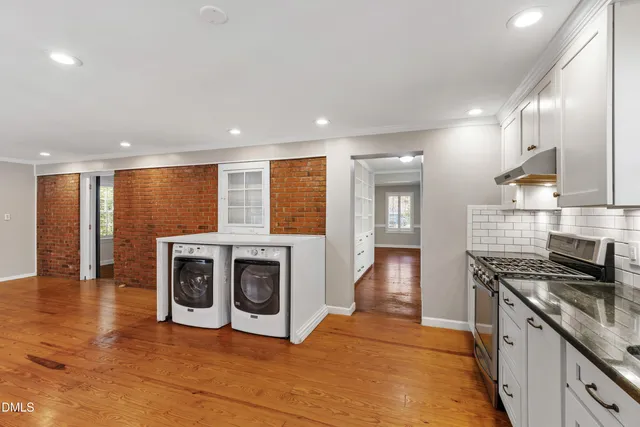 $2,250 | 1228 Watauga Street, Raleigh, NC 27604