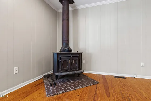 $2,250 | 1228 Watauga Street, Raleigh, NC 27604