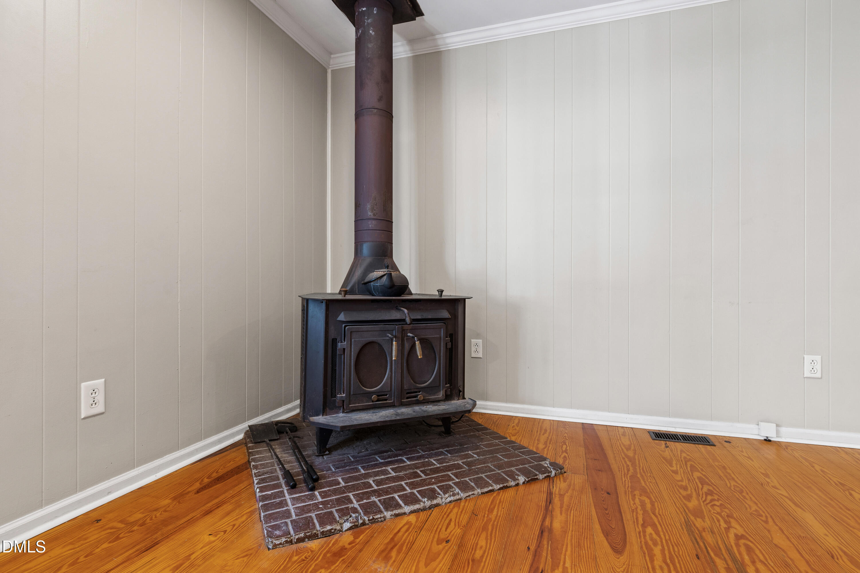 1228 Watauga Street Raleigh, NC 27604 - Photo 16 of 33 Watauga-15