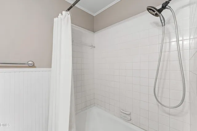 $2,250 | 1228 Watauga Street, Raleigh, NC 27604