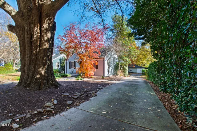 $2,250 | 1228 Watauga Street, Raleigh, NC 27604