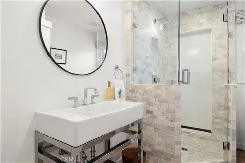 $5,195,000 | 213 Via Mentone, Newport Beach, CA 92663