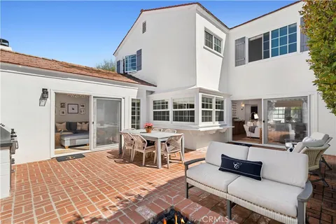 $5,195,000 | 213 Via Mentone, Newport Beach, CA 92663
