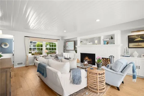 $5,195,000 | 213 Via Mentone, Newport Beach, CA 92663