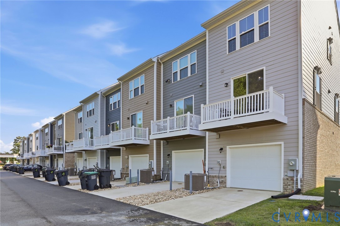 1231 Ewing Pk Loop Midlothian, VA 23113 - Photo 38 of 45