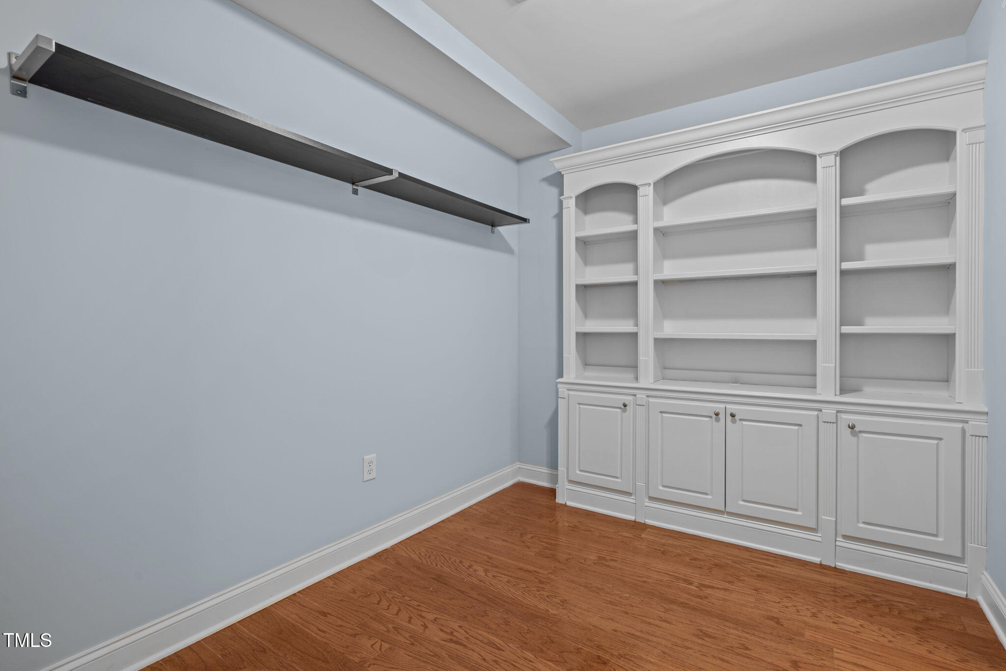 222 Glenwood Avenue, Unit 313 Raleigh, NC 27603 - Photo 24 of 51 27-web-or-mls-5Z8A2136