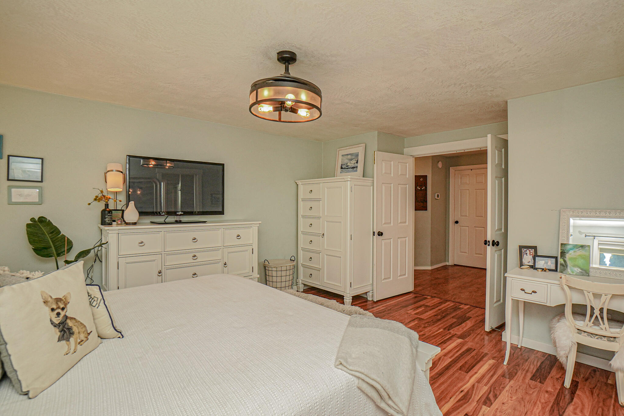 922 Hopkins Road Central Point, OR 97502 - Photo 13 of 24 DSC08668