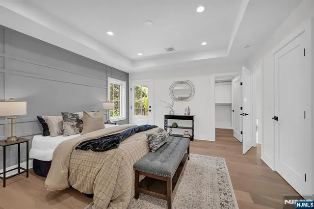 $1,750,000 | 94 West Cedar Street, Livingston, NJ 07039