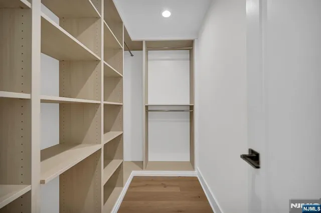 $1,750,000 | 94 West Cedar Street, Livingston, NJ 07039