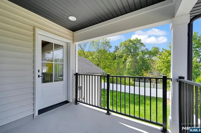 $1,750,000 | 94 West Cedar Street, Livingston, NJ 07039