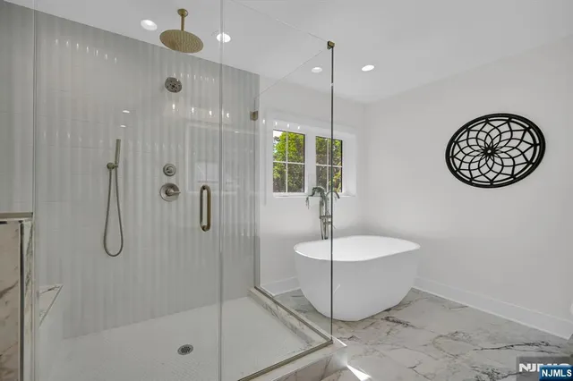 $1,750,000 | 94 West Cedar Street, Livingston, NJ 07039