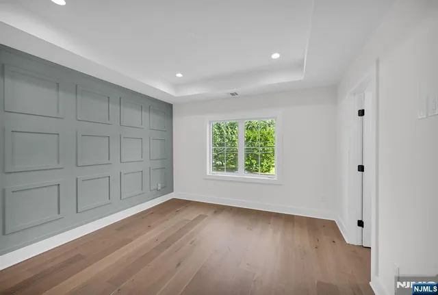 $1,750,000 | 94 West Cedar Street, Livingston, NJ 07039