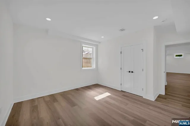 $1,750,000 | 94 West Cedar Street, Livingston, NJ 07039