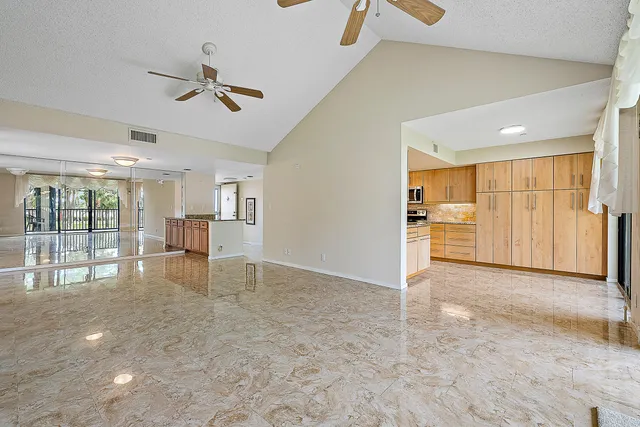 $825,000 | 1000 North Us Highway, Unit BE201, Jupiter, FL 33477