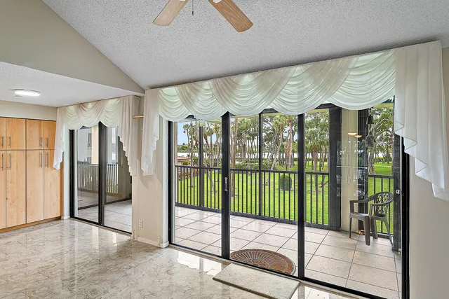 $825,000 | 1000 North Us Highway, Unit BE201, Jupiter, FL 33477