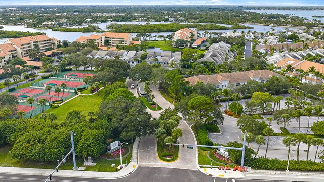 $825,000 | 1000 North Us Highway, Unit BE201, Jupiter, FL 33477