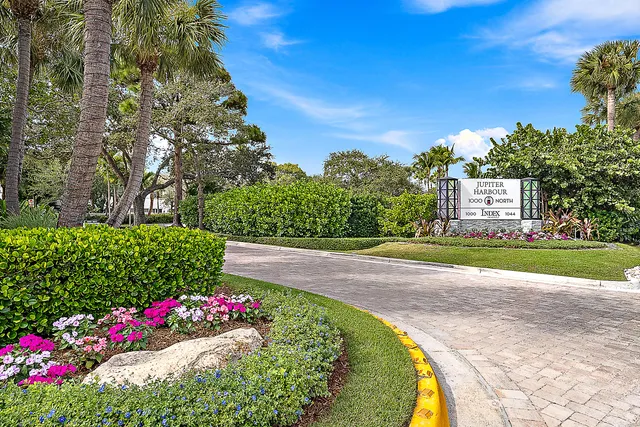 $825,000 | 1000 North Us Highway, Unit BE201, Jupiter, FL 33477